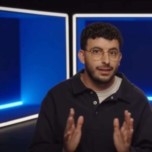 עומר קולי קומיקאי